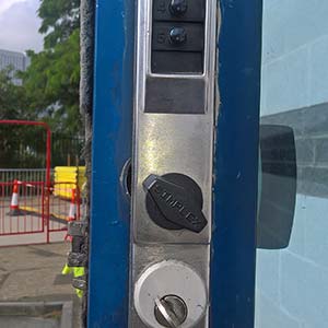 Gate lock services in Winter Springs